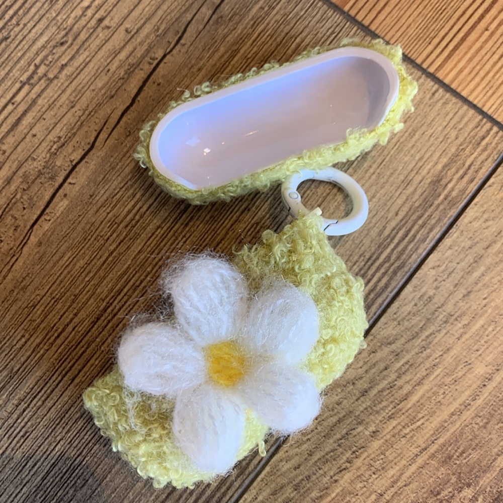 AirPod Pro case - Picture 4 of 7